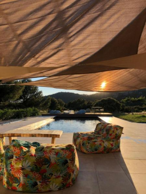 Piscine chauffée dans les vignes